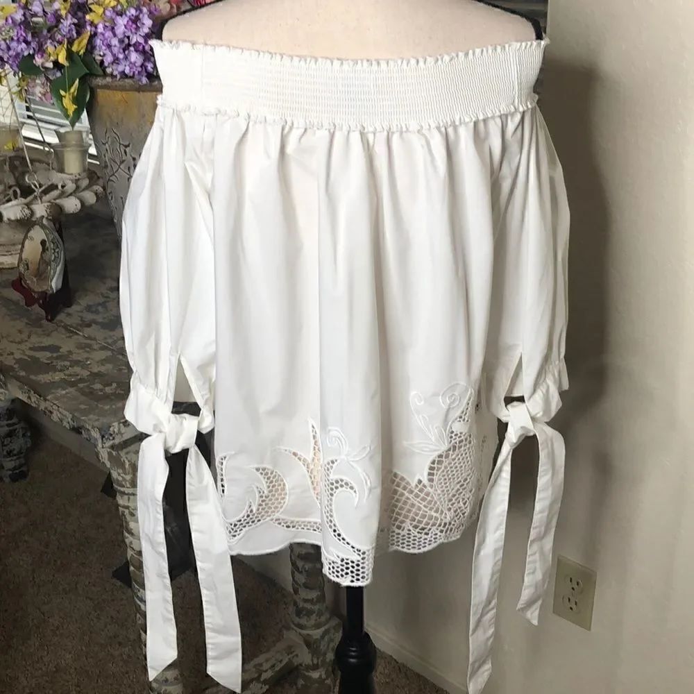 Chelsea 28 White Off Shoulder Top - Picture 6 of 9